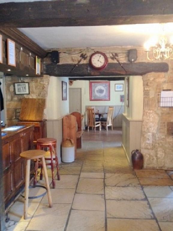 The Royal Oak Burford Bed & Breakfast Exterior photo